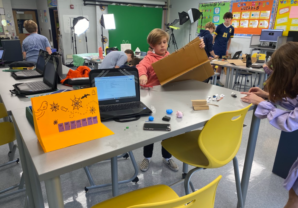 MVMS Students Design Bloxel Games and Stop Motion Movies
