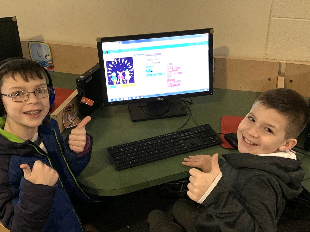 Hilltop Students Learn Coding